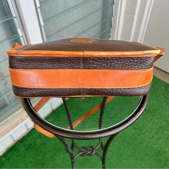 Vintage Dooney Bourke crossbody bag dark brown tan trim Made in USA - Picture 10 of 16